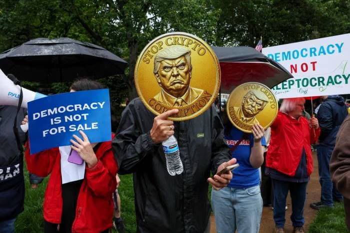 Trump’s $1 Billion Crypto Empire Blends Power and Profit